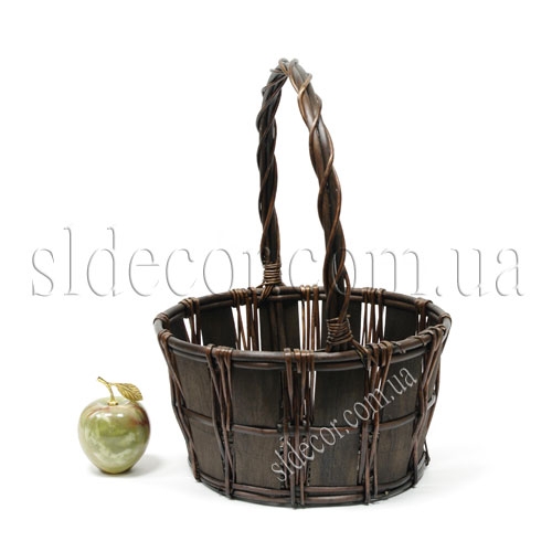 Корзина из лозы